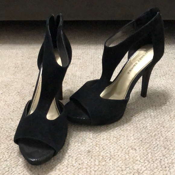 Audrey Brooke heels - Picture 2 of 3